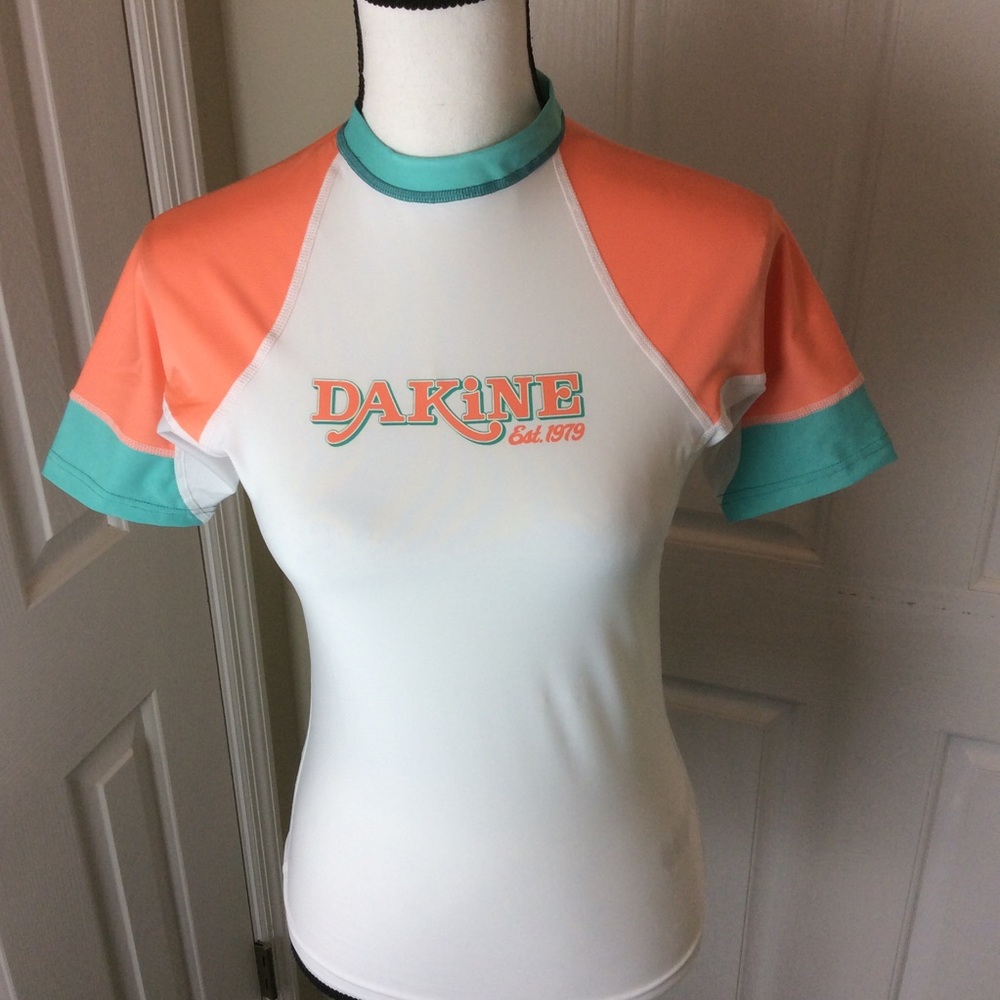 Dakine short sleeve rashguard